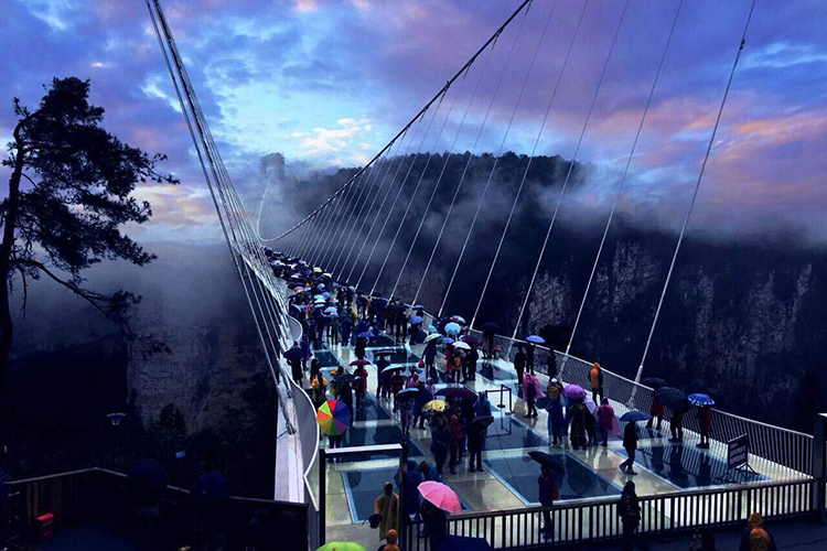 長沙出發(fā)到張家界玻璃橋、天門山、玻璃棧道、鳳凰古城3日游